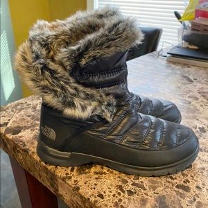North face snow boots